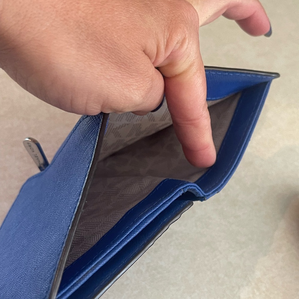 Blue Crossbody Bag - Picture 7 of 8
